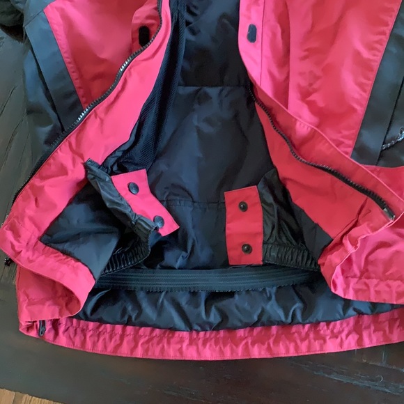 Mountain HardWear red & black Conduit jacket size 8 - Picture 8 of 9